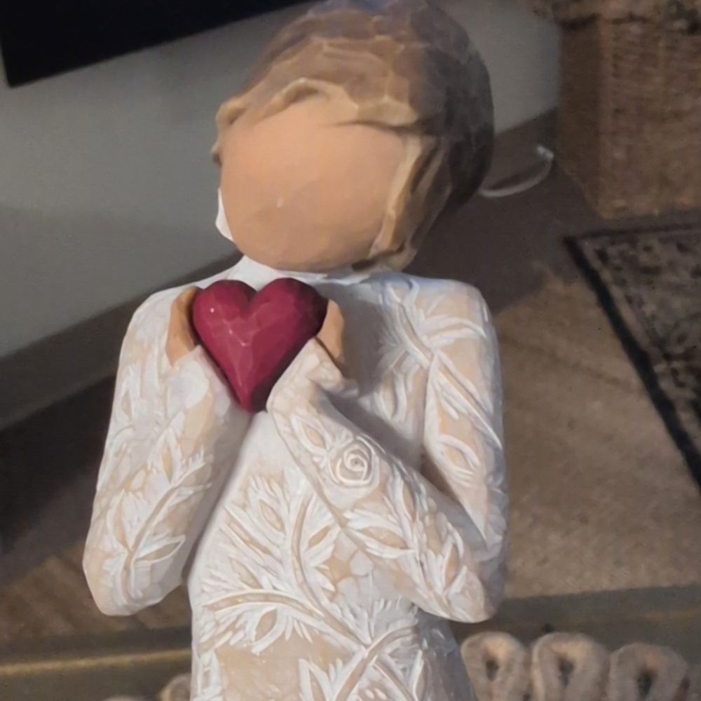 Demdaco Willow Tree Figurine - Je T'aime View 2